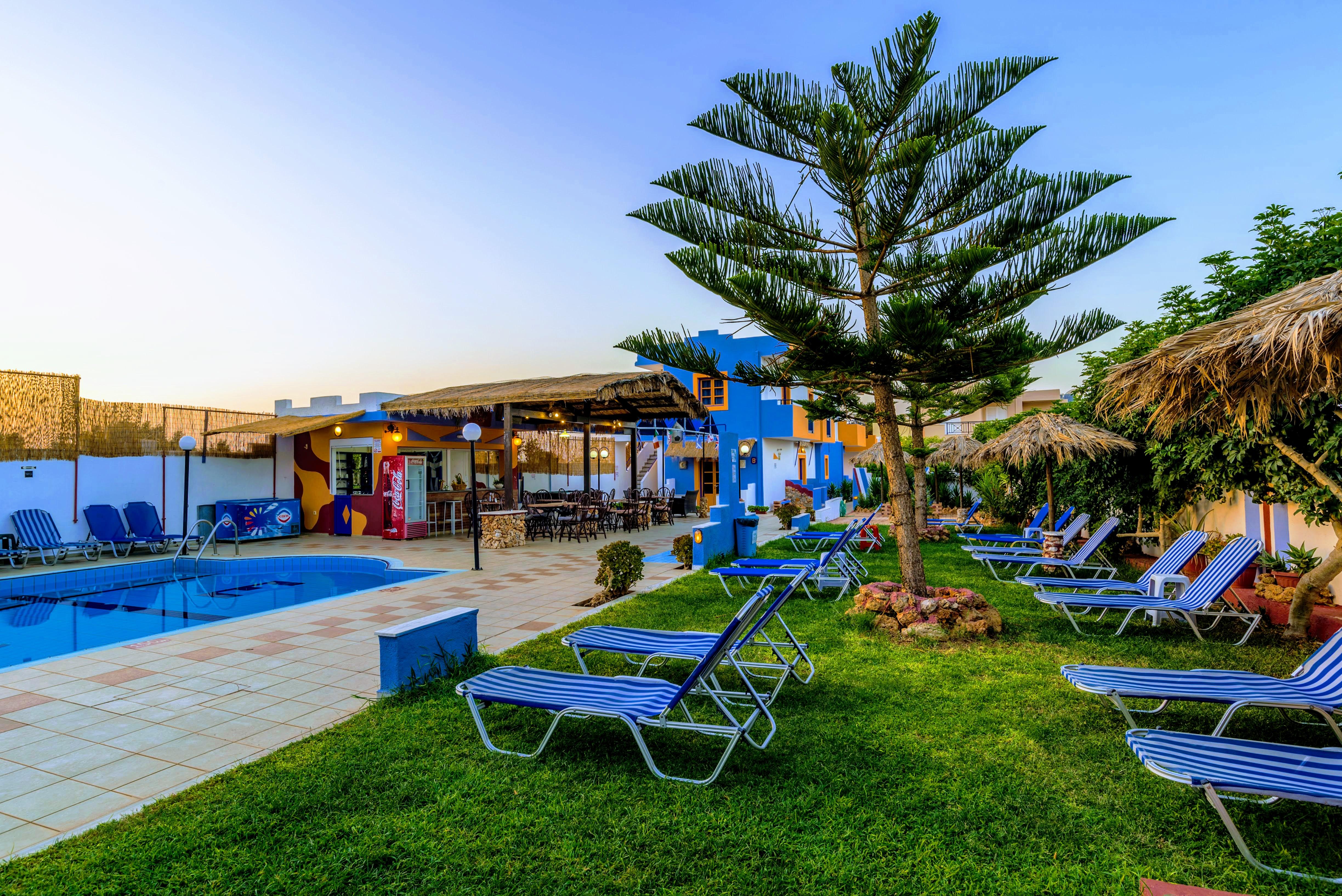 Eltina Apartments Малія Екстер'єр фото