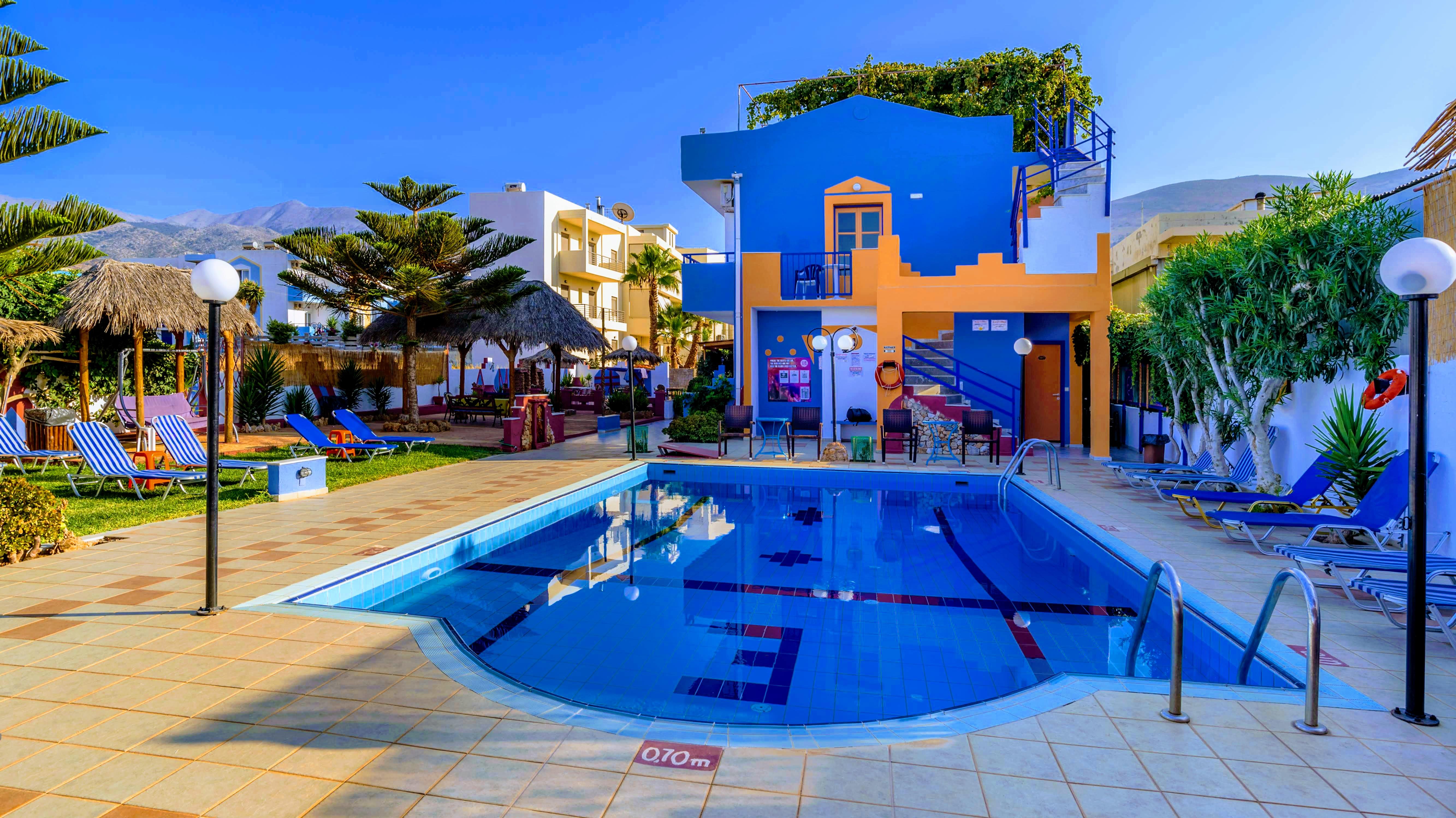 Eltina Apartments Малія Екстер'єр фото